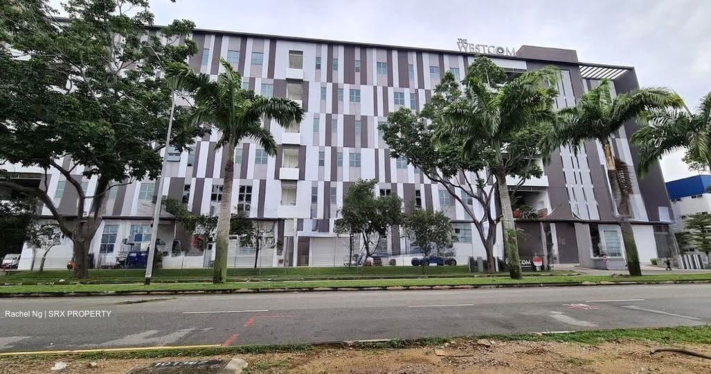 The Westcom (D22), Factory #611008951